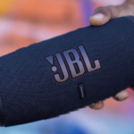 JBL speaker battery life