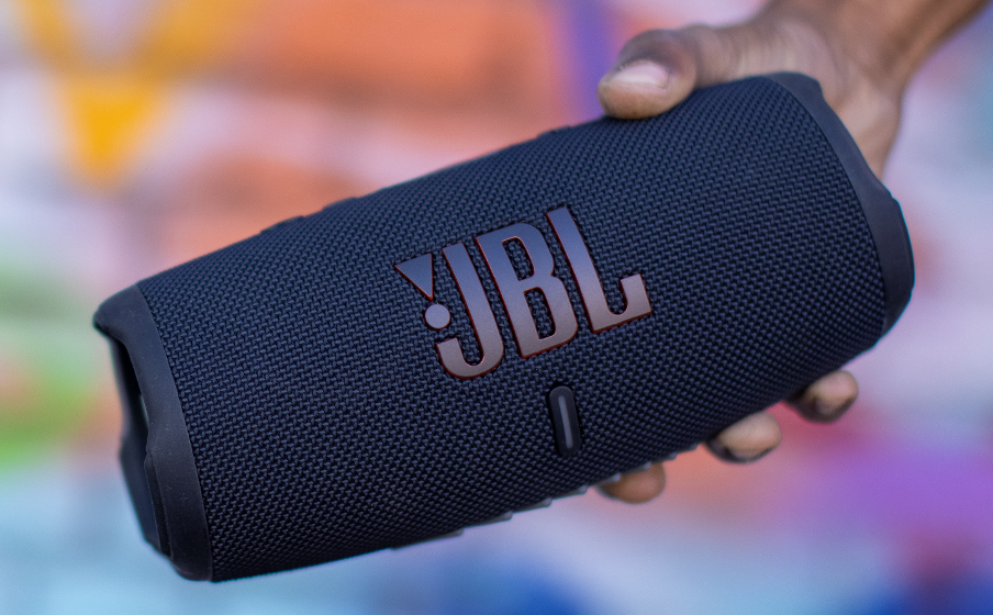 JBL speaker battery life