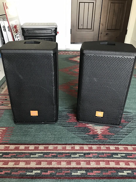 JBL MRX500 Speakers