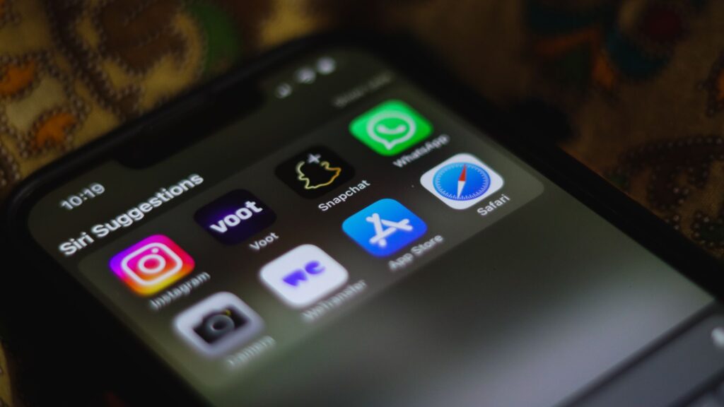 Siri AI Europe ban