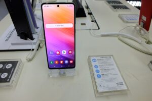 Samsung Galaxy F70 5G